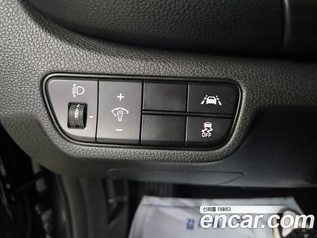 Kia Seltos 2022 — Şəkil 12/20