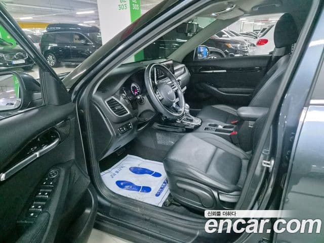 Kia Seltos 2022 — Şəkil 14/20