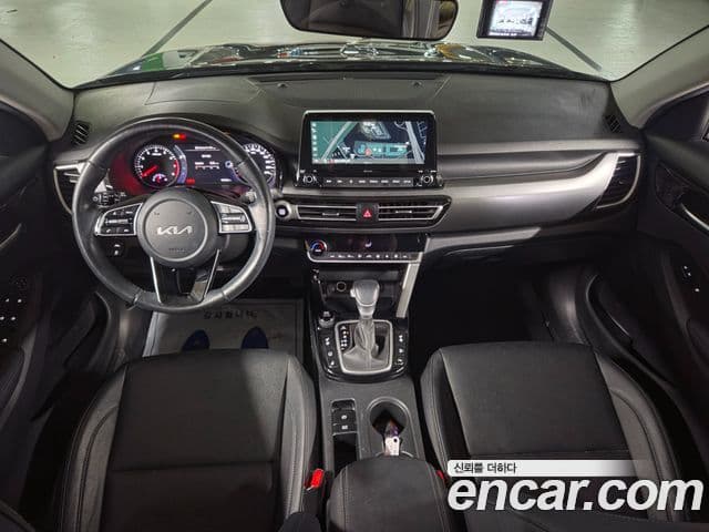 Kia Seltos 2022 — Şəkil 15/20