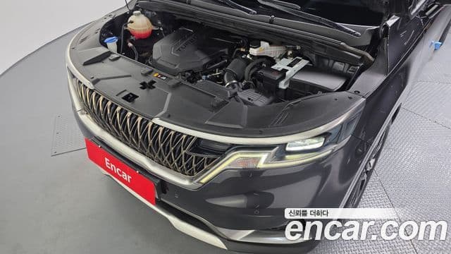 Kia Carnival 2022 — фото 6 из 20