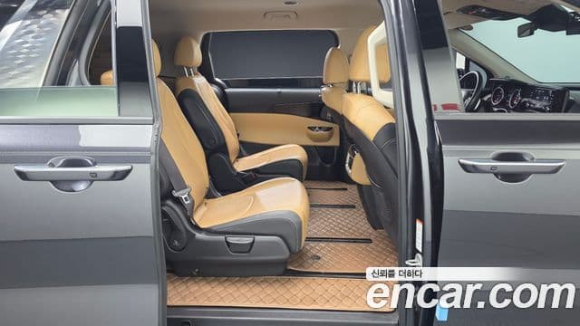 Kia Carnival 2022 — Şəkil 11/20