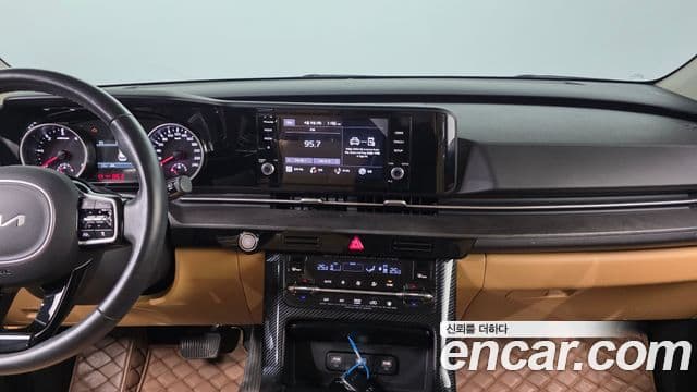Kia Carnival 2022 — Şəkil 13/20