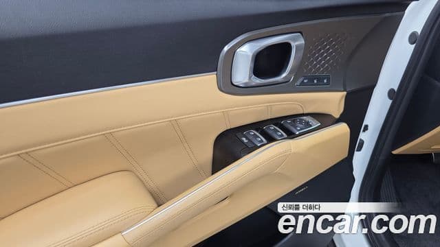 Kia Sorento 2021 — Photo 27/34