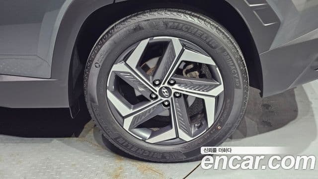Hyundai Tucson Hybrid 2022 — Photo 30/33