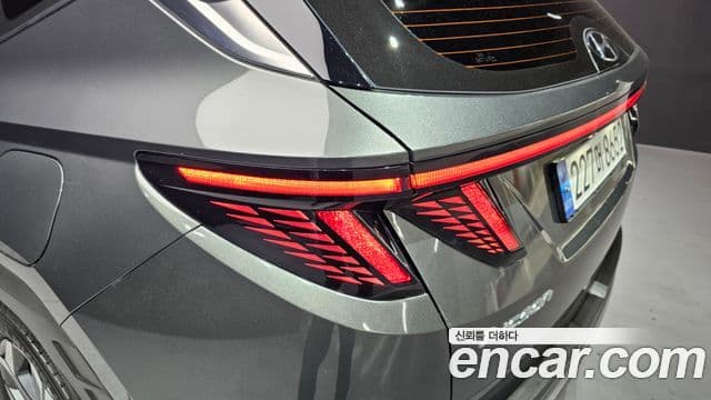 Hyundai Tucson Hybrid 2022 — Photo 7/33