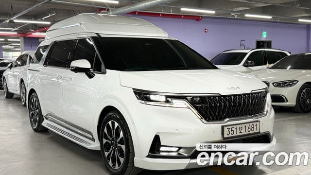 Kia Carnival 2022 — ფოტო 10/20