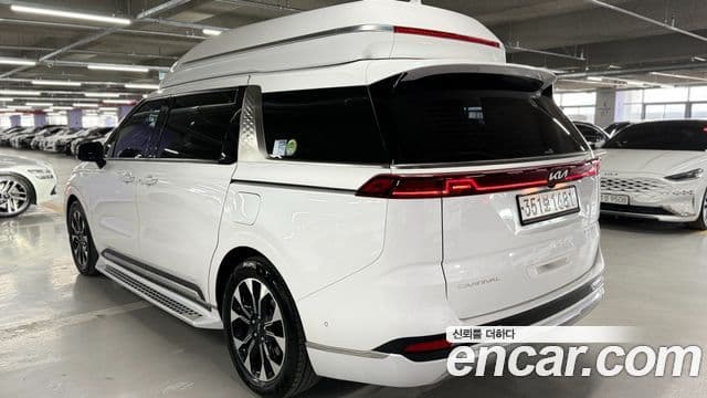 Kia Carnival 2022 — ფოტო 4/20