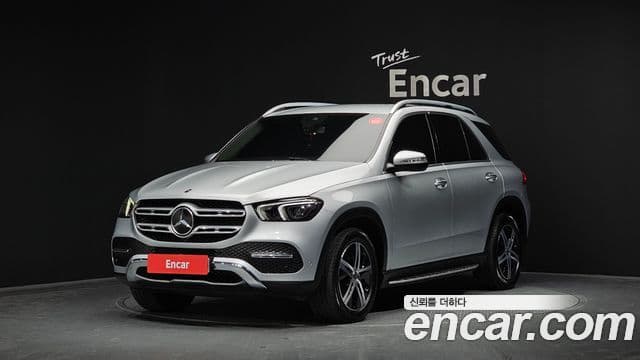 Mercedes-Benz GLE-Class 2019 — ფოტო 1/20