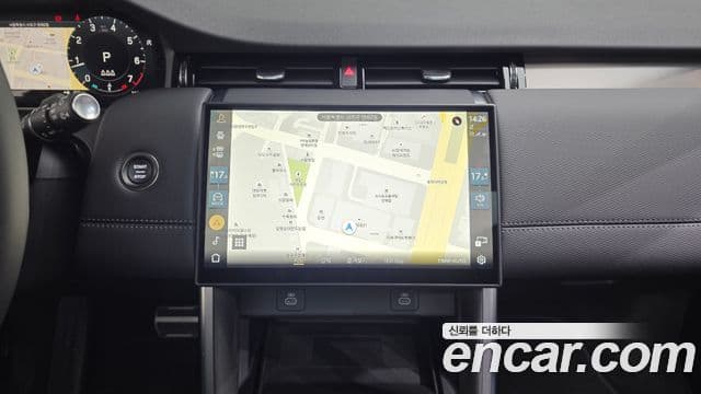 Land Rover Discovery Sport 2025 — фото 14 из 20