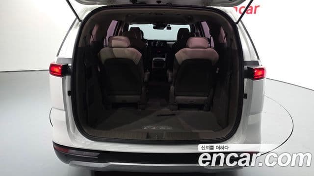 Kia Carnival 2020 — Фото 20/20