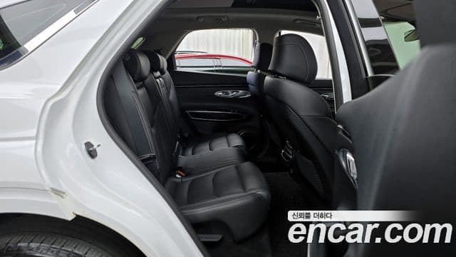 Genesis GV70 2021 — ფოტო 12/20