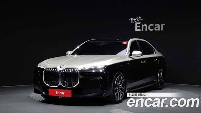 BMW 7 Series 2025 — Şəkil 1/20