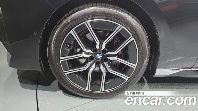 BMW 7 Series 2025 — Şəkil 5/20