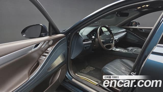 Genesis Electrified G80 2021 — Şəkil 10/20