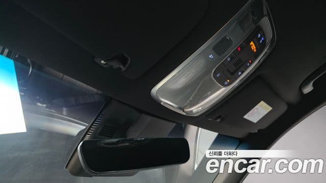 Genesis Electrified G80 2021 — Şəkil 19/20