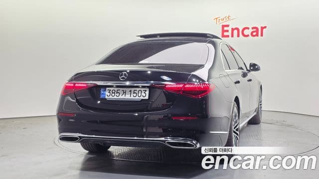 Mercedes-Benz S-Class 2023 — Photo 2/20