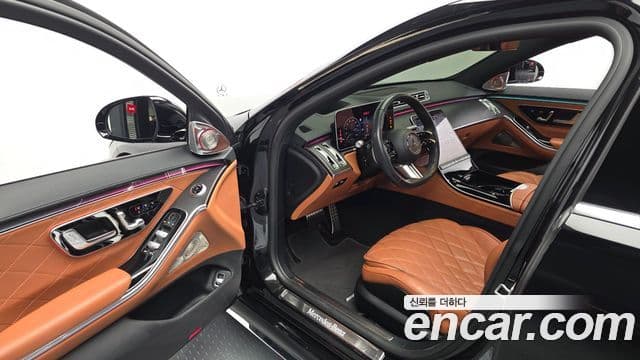 Mercedes-Benz S-Class 2023 — Photo 32/32