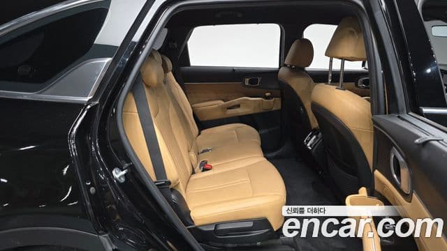 Kia Sorento 2022 — Şəkil 12/20