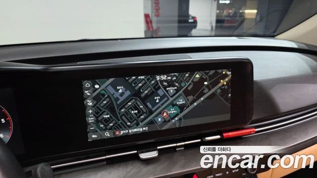 Kia Carnival 2021 — фото 15 из 20
