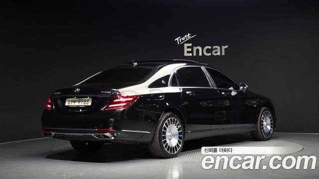 Mercedes-Benz S-Class 2019 — Фото 2/20