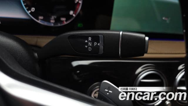 Mercedes-Benz S-Class 2019 — Şəkil 9/20