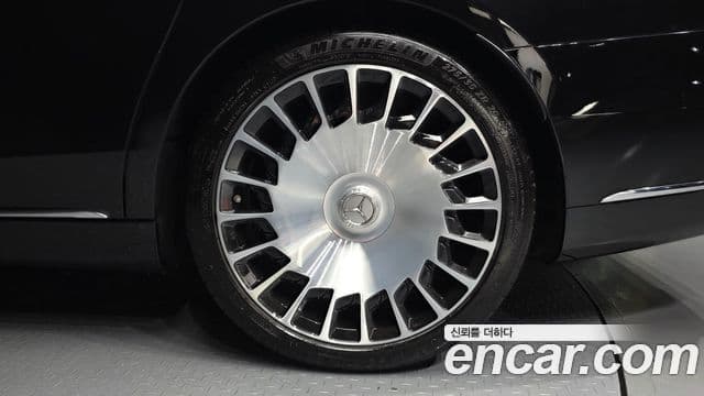 Mercedes-Benz S-Class 2019 — Şəkil 16/30