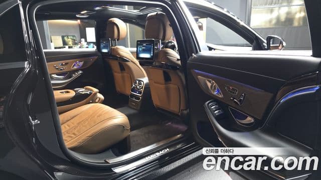 Mercedes-Benz S-Class 2019 — Şəkil 27/30