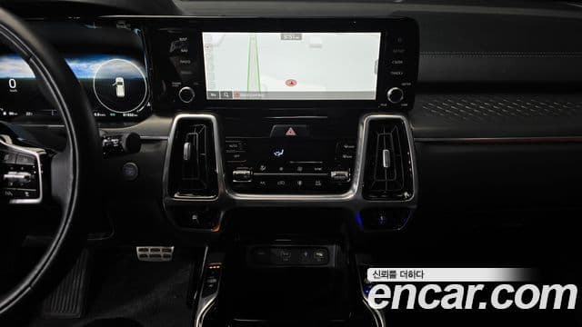 Kia Sorento 2022 — Şəkil 14/20