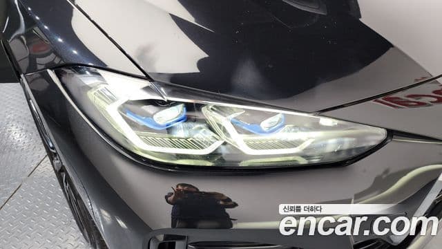 BMW 4 Series 2022 — Photo 27/36