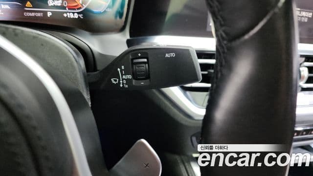 BMW 4 Series 2022 — Photo 21/36