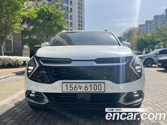 Kia Sportage 2022 — ფოტო 2/20