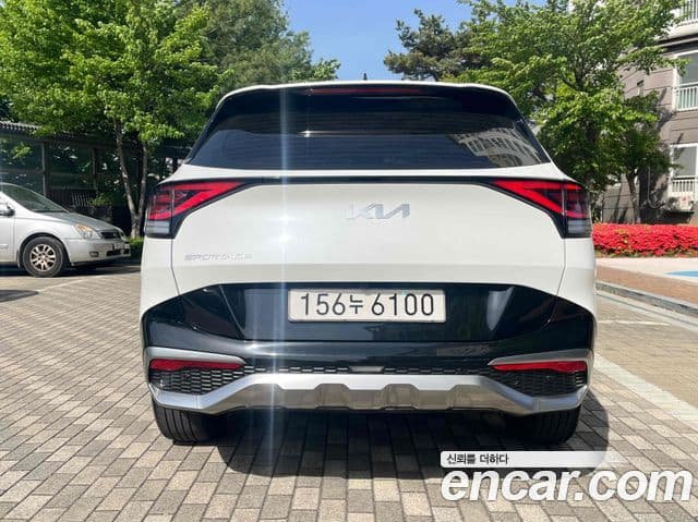 Kia Sportage 2022 — ფოტო 5/20