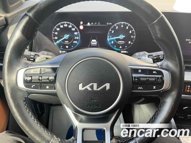 Kia Sportage 2022 — ფოტო 11/20