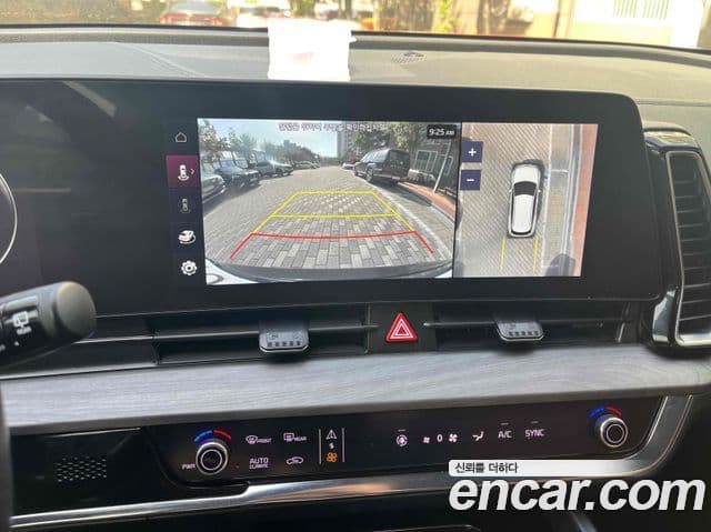 Kia Sportage 2022 — ფოტო 17/20
