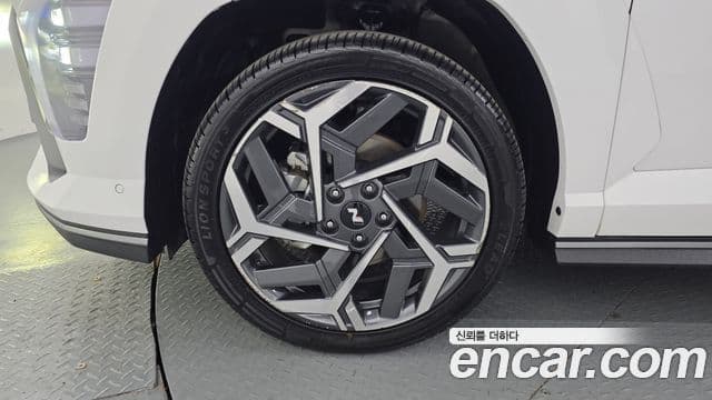 Hyundai Kona Hybrid 2023 — ფოტო 3/20