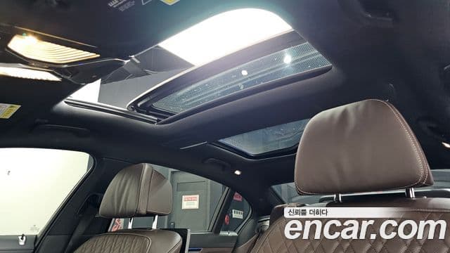 BMW 7 Series 2019 — Şəkil 18/20