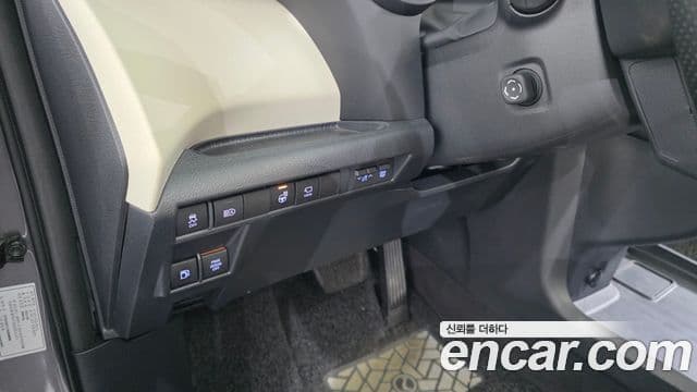 Toyota Sienna 2022 — ფოტო 15/20