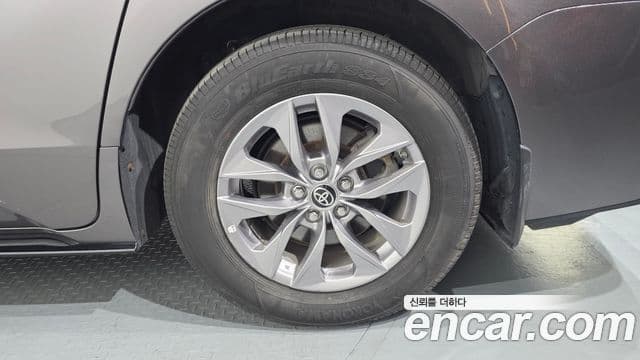 Toyota Sienna 2022 — Photo 11/33