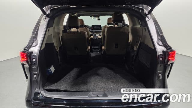 Toyota Sienna 2022 — Photo 2/33