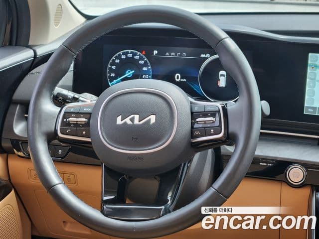 Kia Carnival 2022 — Şəkil 15/20