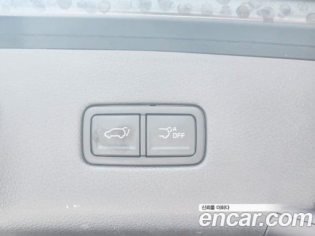 Kia Carnival 2022 — Şəkil 17/20
