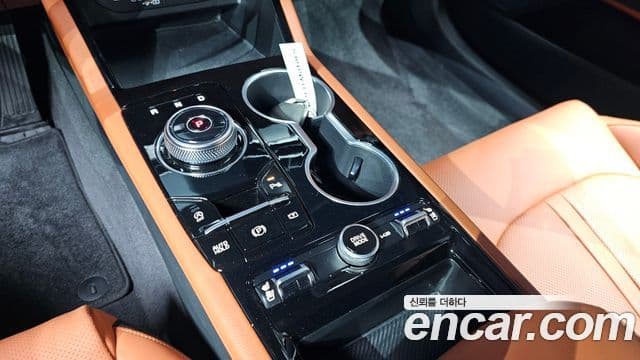 Kia K5 2023 — Şəkil 7/20