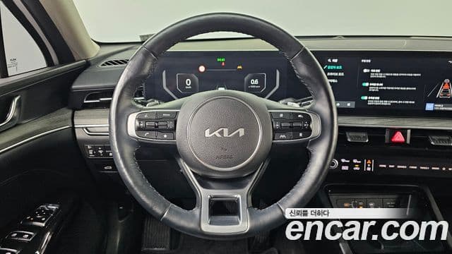 Kia K5 2024 — ფოტო 14/20
