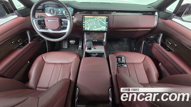 Land Rover Range Rover 2025 — Photo 25/38