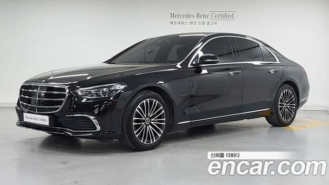 Mercedes-Benz S-Class 2022 — Photo 6/20