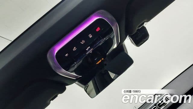 Mercedes-Benz S-Class 2022 — Photo 8/20