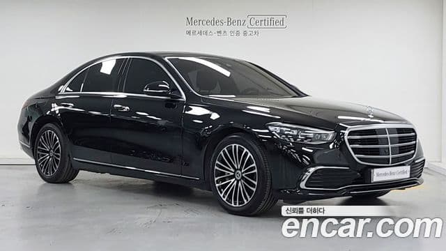Mercedes-Benz S-Class 2022 — Photo 16/20