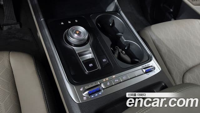 Kia Carnival 2024 — ფოტო 9/20