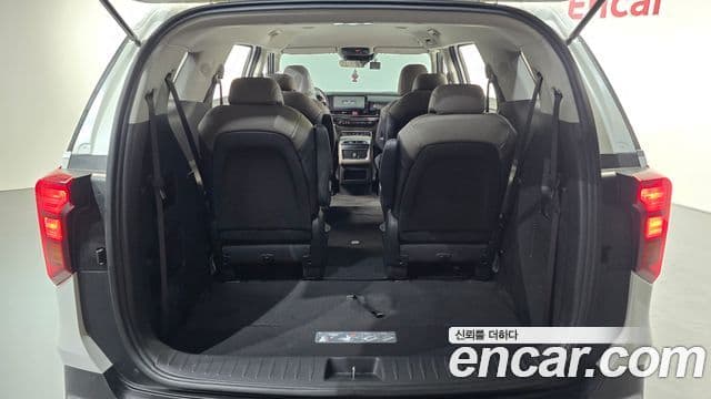 Kia Carnival 2024 — ფოტო 20/20