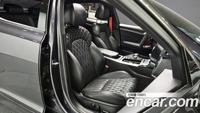 Kia Stinger 2021 — Şəkil 10/20